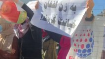 Coraggiose afgane a Kabul manifestano per i diritti delle donne