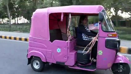 U.S. diplomats ditch armoured cars for ‘tuk tuks’ in India