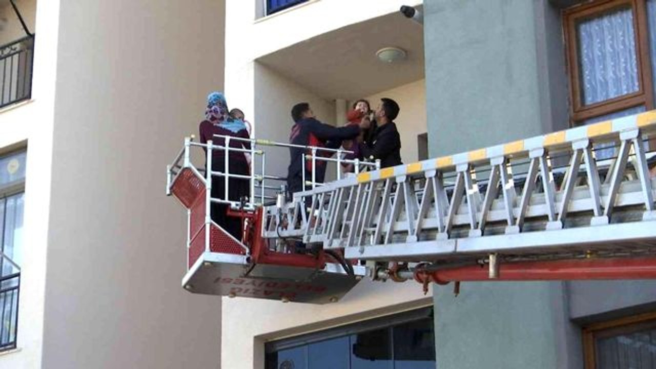 "Pişmiş tavuğun" başına gelmeyen olay onun başına geldi: Evde mahsur kaldığı için işinden kovuldu