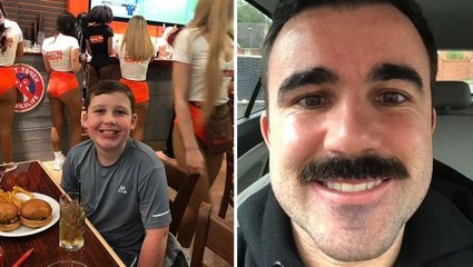 Oğlunu yarı çıplak garsonların çalıştığı restorana götüren baba, şimdi kara kara düşünüyor