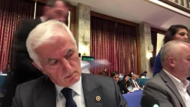 İyi Partili Kabukcuoğlu'ndan Şehir Hastaneleri Eleştirisi: Milletin Cebinden Ne Kadar Para Şirketin Cebine Gidiyor, Bunun Hesabını Bakan da...