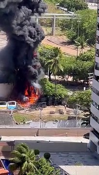 Incêndio de grandes proporções é registrado no Mucuripe