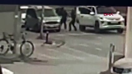 2 milyon lira çekip aracına bindi, gaspçıların hedefi oldu