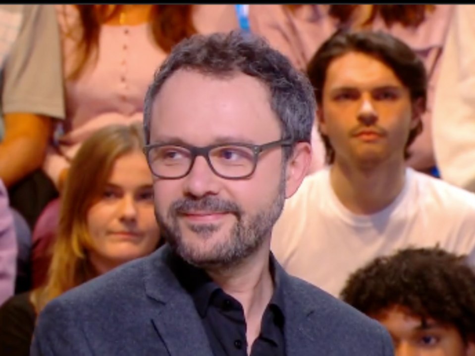 “C’est vraiment la honte” : l’auteur de BD Riad Sattouf indigné face au comportement de l’équipe de France (VIDEO)