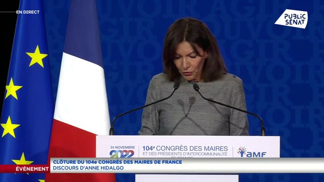 Anne Hidalgo devant l'AMF : les maires sont les premières lignes de la République