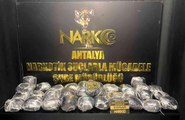 VIP araçla uyuşturucu sevkiyatı polise takıldı