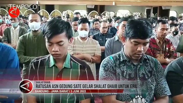 Ratusan ASN Gedung Sate Gelar Salat Gaib untuk Eril