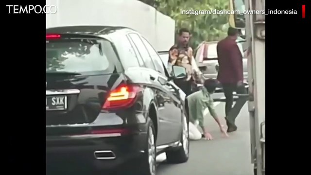 Pengendara Mobil Pelat RFH Pelaku Pemukulan yang Viral Ditangkap Polisi