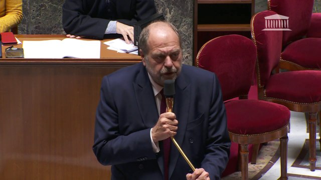 Un vote historique : Éric Dupond-Moretti réagit au vote des députés en faveur de l'inscription de l'IVG dans la Constitution