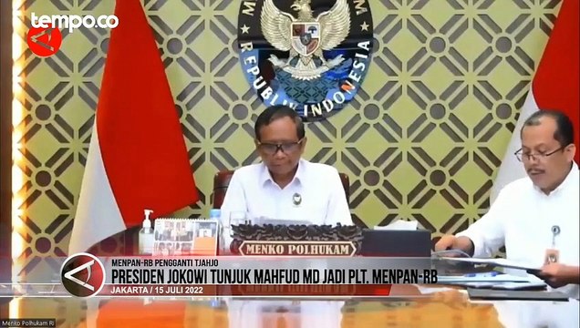 Presiden Jokowi Tunjuk Mahfud MD Jadi PLT Menpan RB