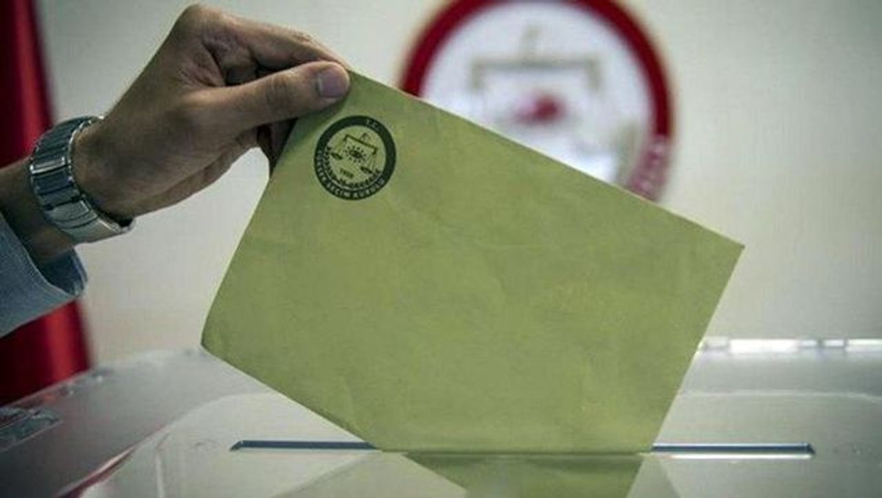 YKS sınav tarihi akıllara "Erken seçim mi var?" sorusunu getirdi! İddialar sonrası AK Parti'den açıklama geldi