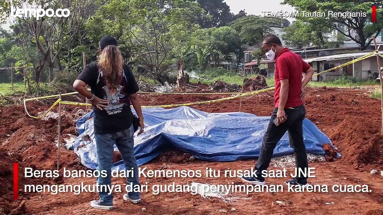 Polisi Sebut Kondisi Beras Bansos Rusak Sebelum Dikubur di Depok