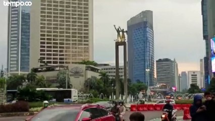 Renovasi Halte Transjakarta Dianggap Halangi Pemandangan Patung Selamat Datang