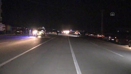 İki aracın çarptığı kişi hayatını kaybetti