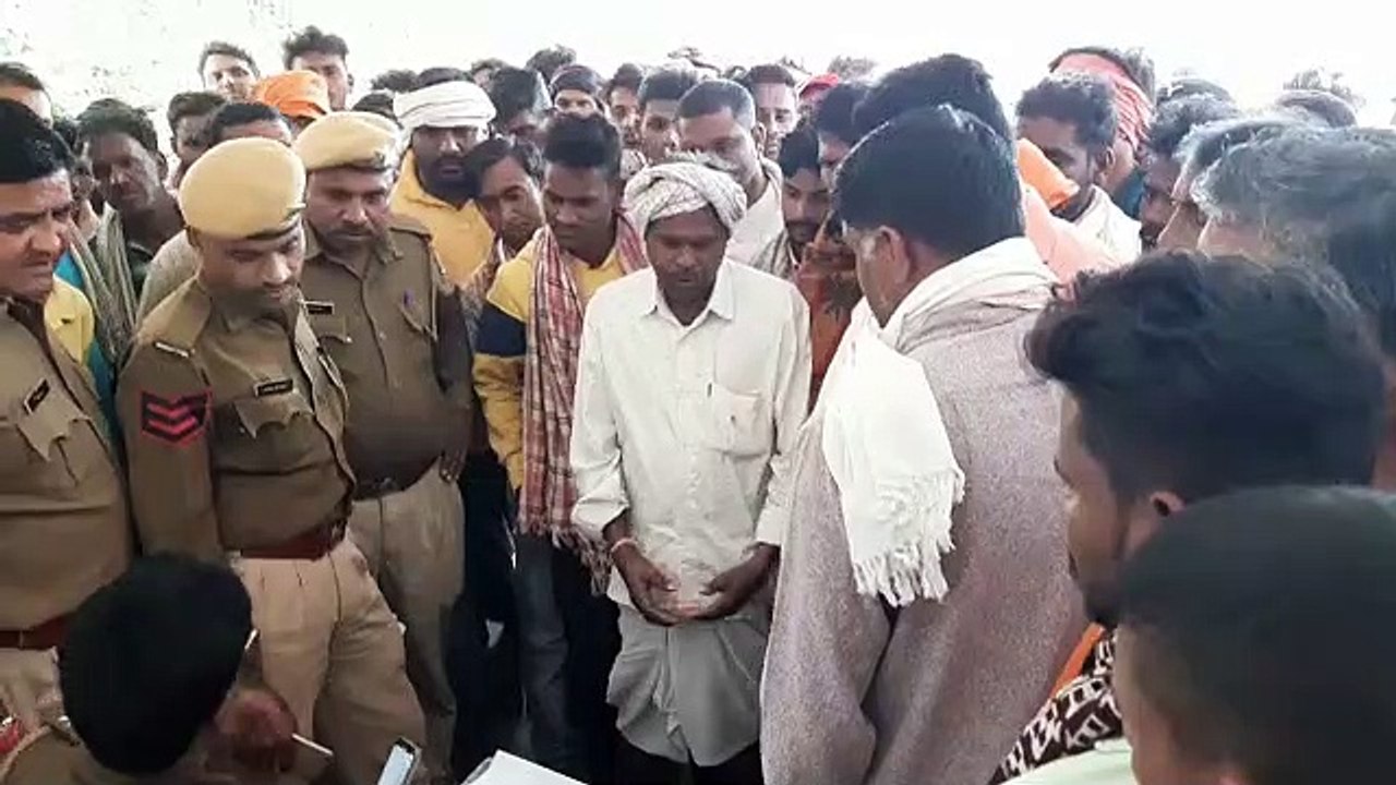 युवक की मौत के बाद आ​र्थिक सहायता के लिए अड़े परिजन, मिलने पर हो सकी कार्रवाई