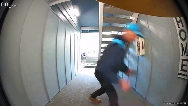 Delivery Drivers Use Different Delivery Methods