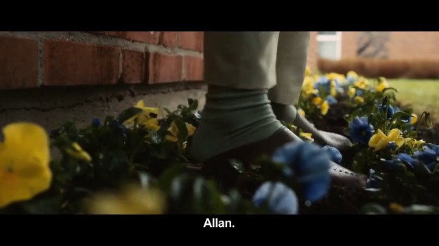 Le vieux qui ne voulait pas fêter son anniversaire Bande-annonce (NL)