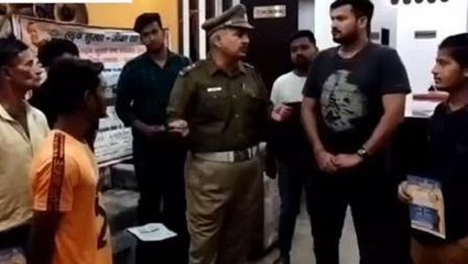 हापुड़: ट्रैफिक पुलिस ने होटल कर्मचारियों को ने दी जानकारी, कही ये बात