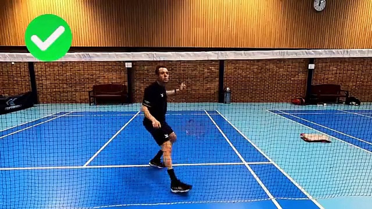Common_Beginner_Badminton_Mistakes_-_Do_And_Don'ts