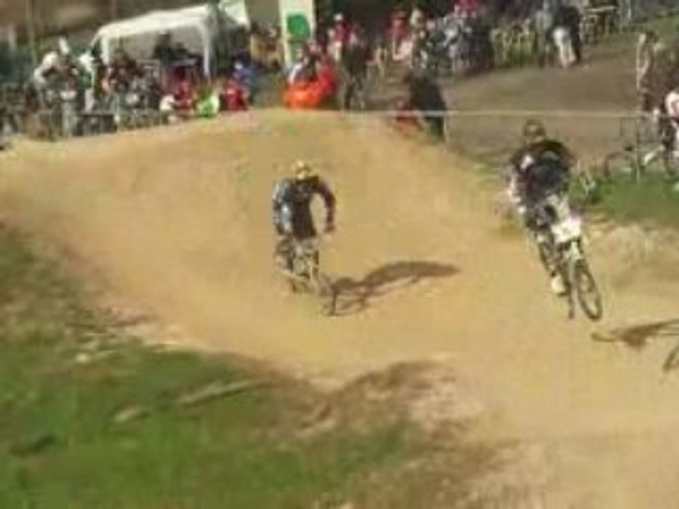 bmx race le 16/03/08 (joss2éme)