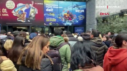 İstanbul'da 'muhteşem cuma" izdihamı! O anlar kamerada