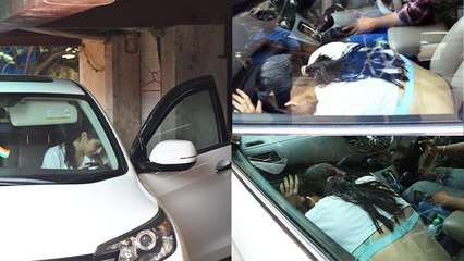 Sara Ali Khan Media से Face Hide करते Video Viral | Boldsky *Entertainment