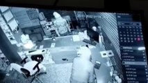 निवाड़ी: देर रात चोरों ने मेडिकल स्टोर पर बोला धावा, कैसे दिया घटना को अंजाम, देखें वीडियो