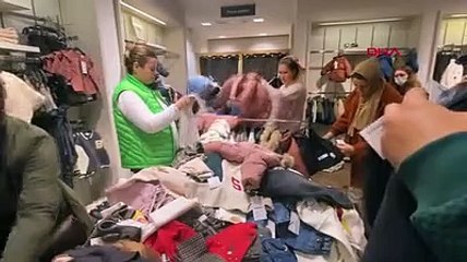 İstanbul'da 'muhteşem cuma' izdihamı