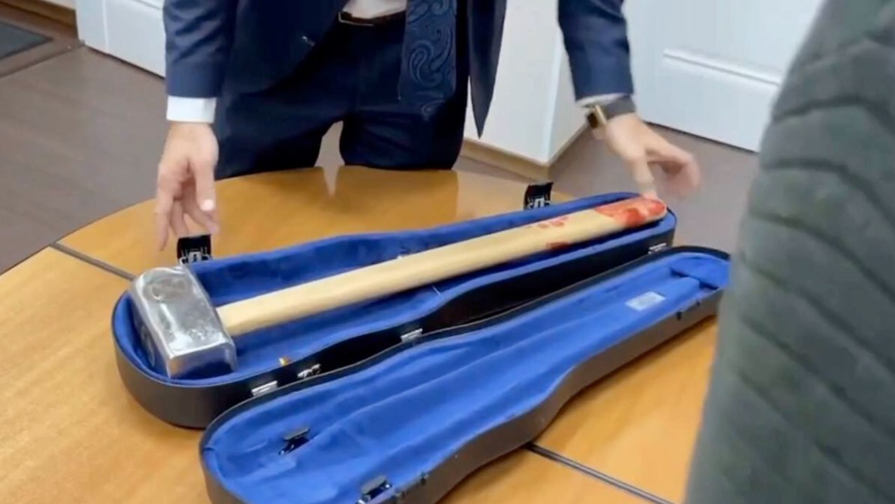 Wagner-Chef versendet blutigen Hammer nach Brüssel