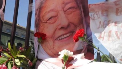 A Buenos Aires i funerali della "mamma" di "Plaza de Mayo"