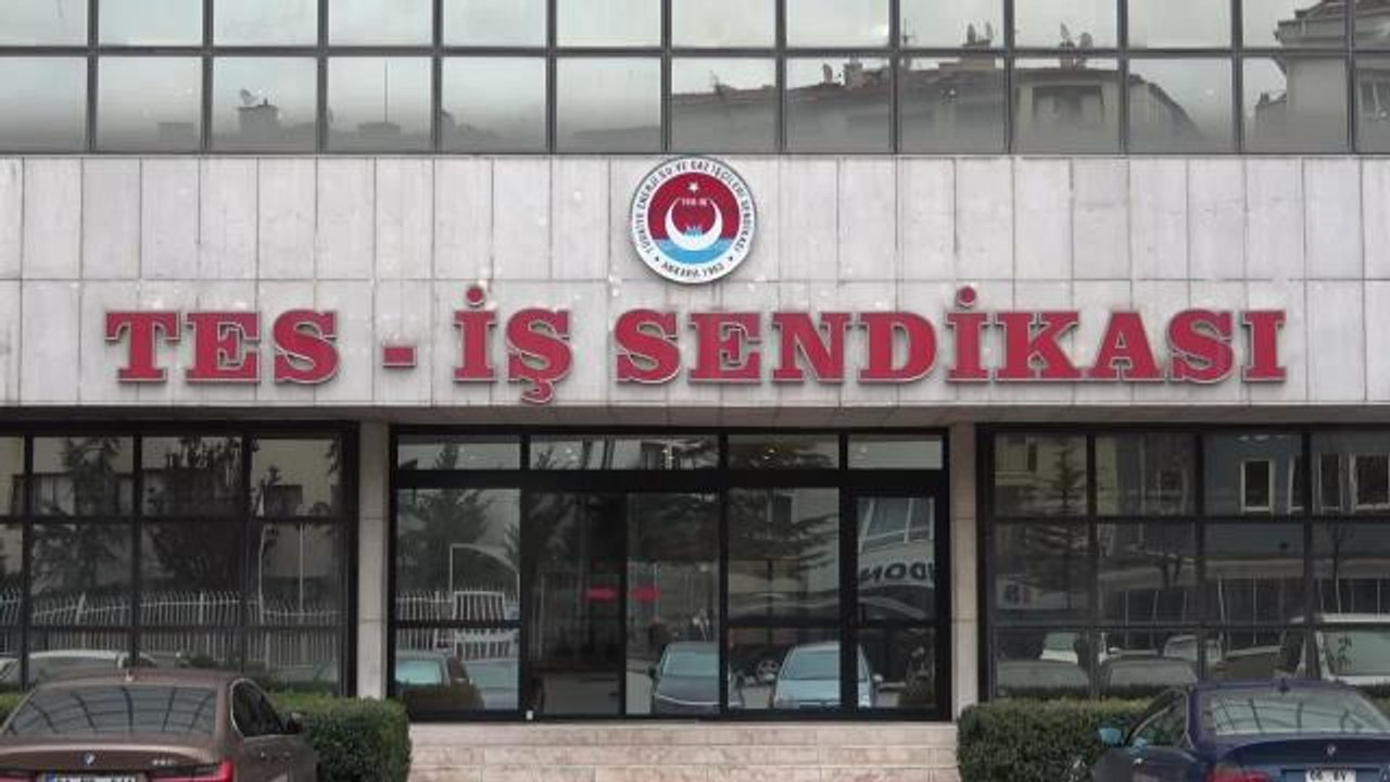 Ağbaba Tes-İş'in Yeni Başkanı Kabaloğlu'nu Ziyaret Etti: "Keşke Ülkeyi Yönetenlerin Yapmış Olduğu Konularda da Hükümete Sesiniz Yükselmiş Olsa"