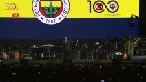 Cem Yılmaz'dan Fenerbahçe'ye özel şov