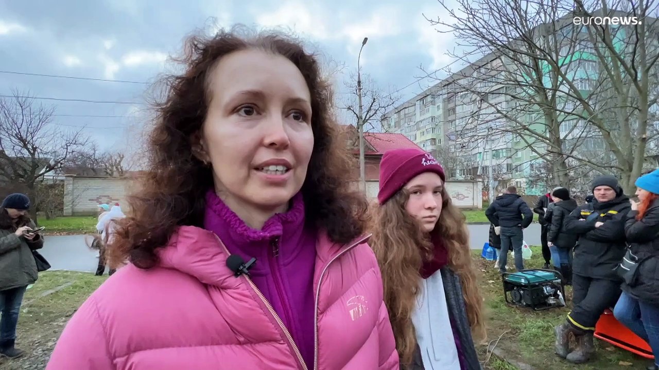 Russen sind weg, Bomben fallen weiter - Reportage aus Cherson