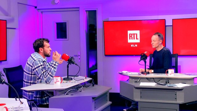 Pourquoi Claudio Capéo a-t-il mal vécu le fait de gagner de l'argent ?