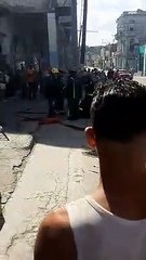 Download Video: Moto eléctrica se incendia en plena calle de La Habana