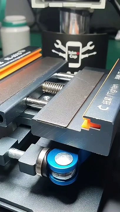 iPhone Back Glass Replacament repair replacement replacerepair applefix applerepair