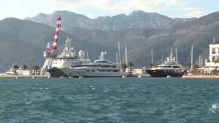 بايدن يحاول تمويل إعمار أوكرانيا بأموال أثرياء روسيا