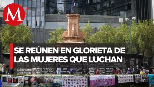 Colectivos colocan imágenes de víctimas de violencia en Glorieta de las Mujeres que Luchan