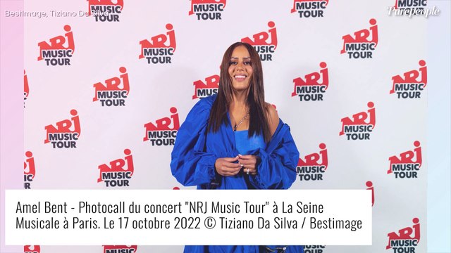 Amel Bent en robe moulante rose et décolletée : elle met le paquet pour la 12e saison de The Voice !