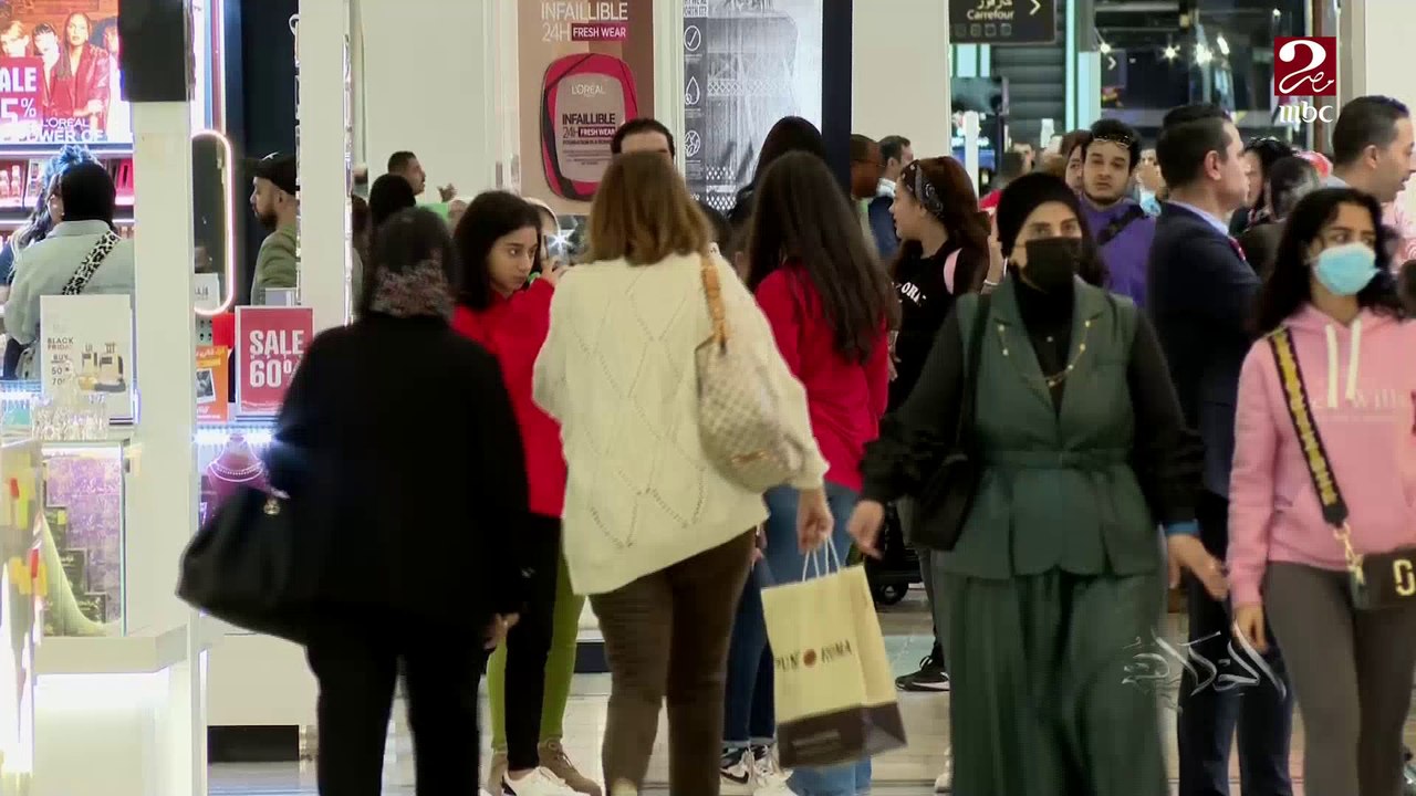 الحكاية يتابع إقبال المصريين على تخفيضات بلاك فرايداي