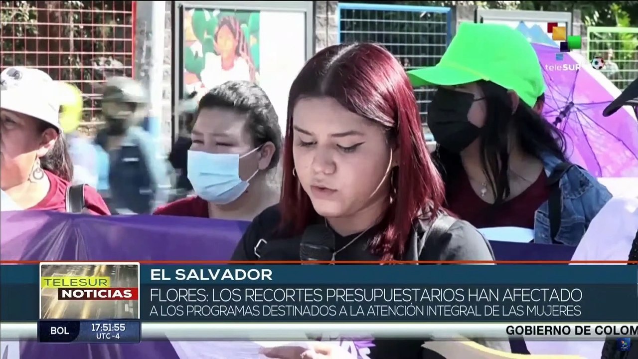 Organizaciones feministas en El Salvador conmemoraron Día contra la violencia a la mujer