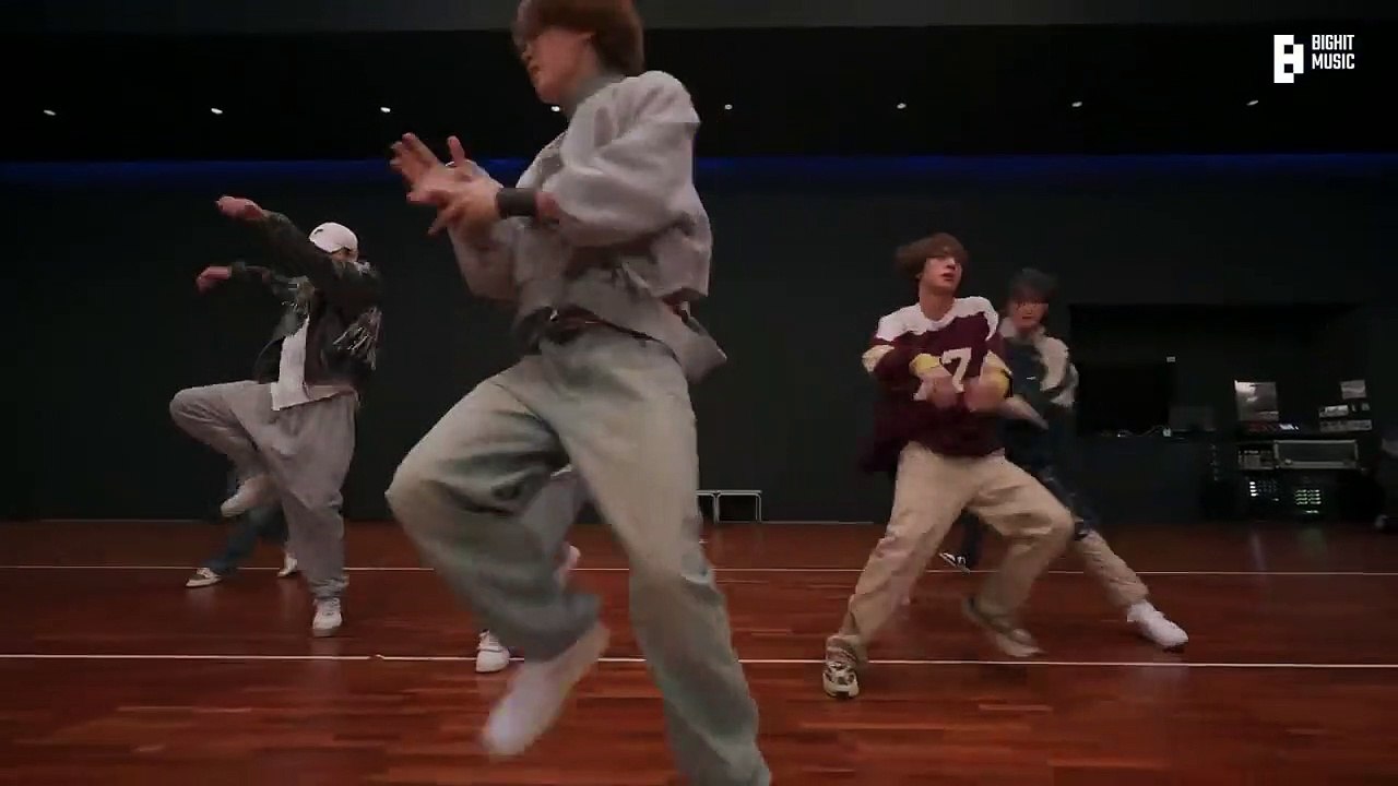 [CHOREOGRAPHY] BTS (Run BTS)' Dance Practice