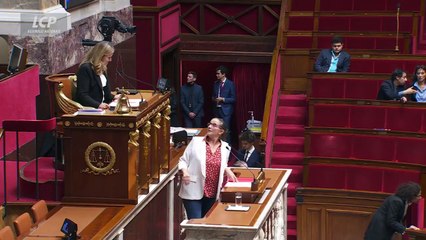 Nouvelles tensions hier soir à l'Assemblée quand la députée LFI lance : "Je commence mon discours comme je veux ! Mme la Première Ministre a peut-être déjà fui..."