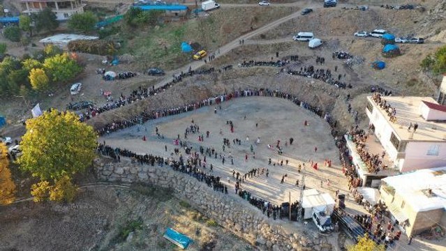 ŞIRNAK'TA 5 BİN KİŞİLİK AŞİRET DÜĞÜNÜ; 500 BİN TL VE 300 BİN TL'LİK ALTIN TAKILDI