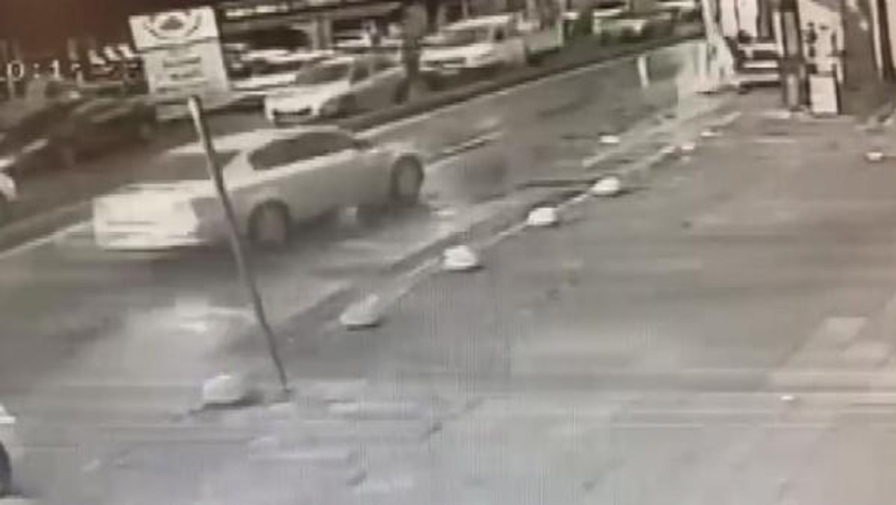 Kaza anı fotoğrafları // Ümraniye'de kalp krizi sonrası kaza iddiası