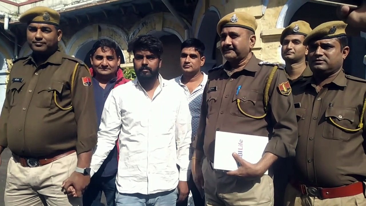 29 साल के प्रेमी के साथ घर बसाने निकली थी 50 वर...