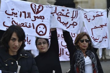Lübnan'da kadınlar, şiddet ve taciz cezalarının arttırılması için eylem yaptı