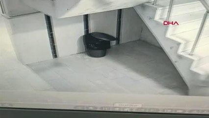 SİİRT'TE APARTMANDAN AYAKKABI HIRSIZLIĞI KAMERADA