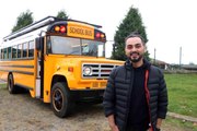 700 bin TL harcadığı hayalindeki 'School Bus' ile dünya turuna çıkıyor