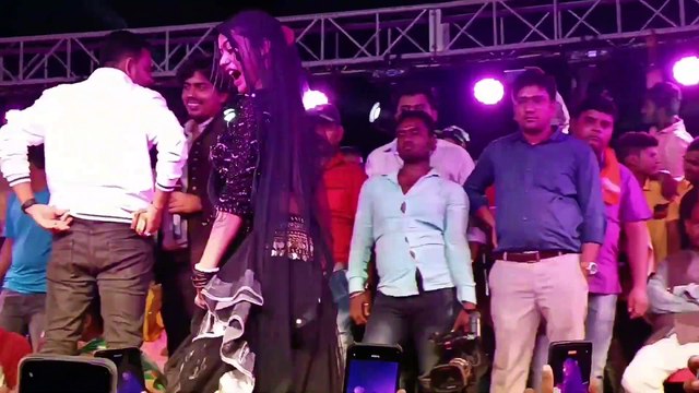 Hari Hari Odhani _ Kajal Raj Dance Program _ Bhojpuri Song Pawan Singh video 2022